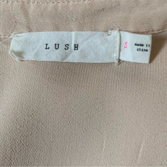 Anthropologie Lush Women’s Button Blouse Top 3/4 Length Sleeve Peach Pink Small - Picture 13 of 16